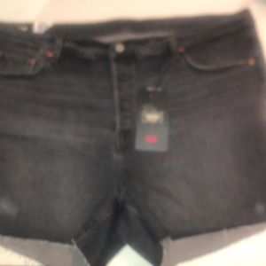 NWT - Levi’s Women 501 Black High Rise Shorts